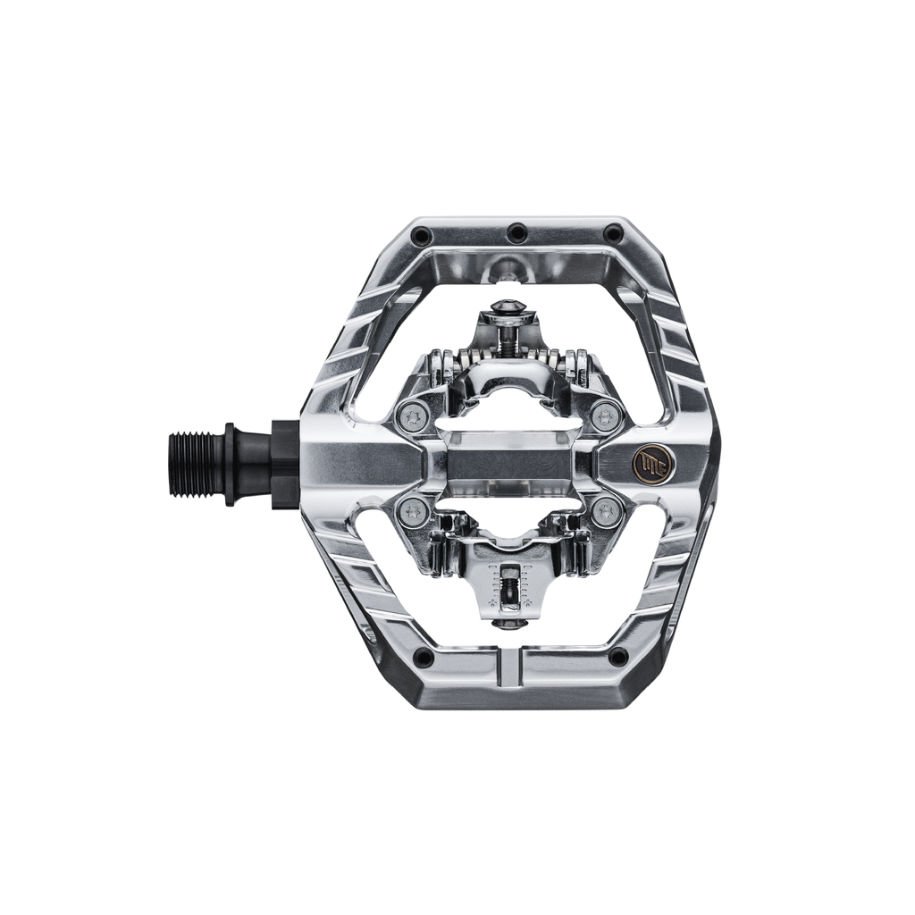 TITLE CONNECT CLIPLESS PEDALS